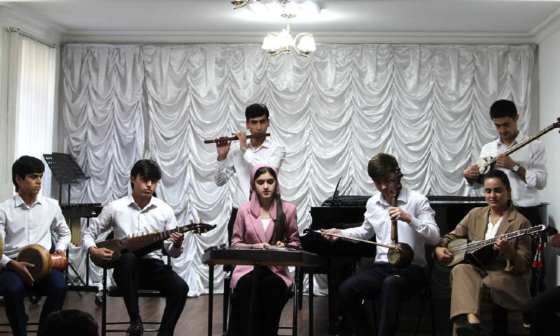 Консерти синфи