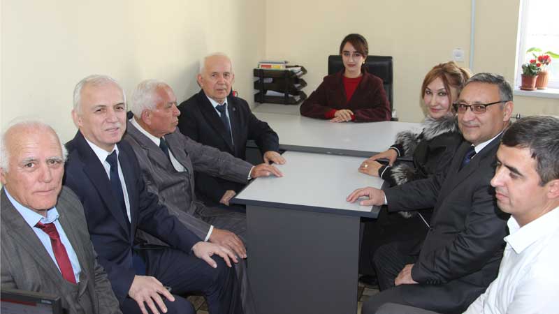 Кафедраи созҳои халқӣ