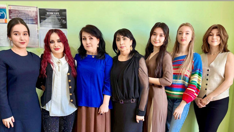 Кафедраи фортепианои умумӣ