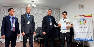 Бозиҳои Делфӣ