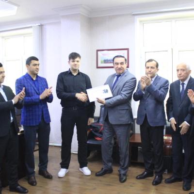 озмунҳои байналмилалӣ